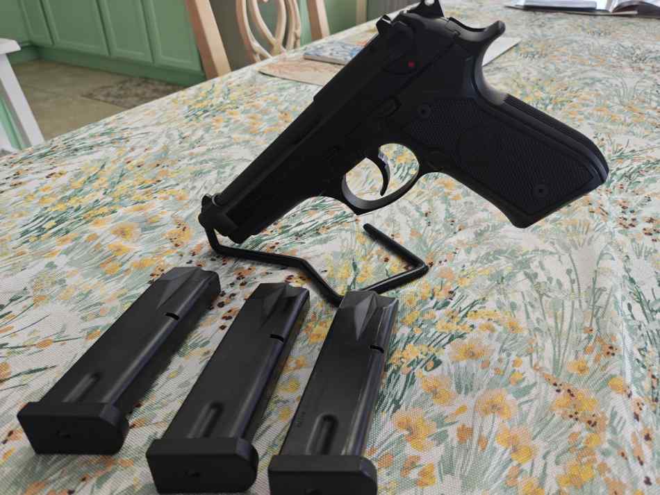 Beretta3.jpg
