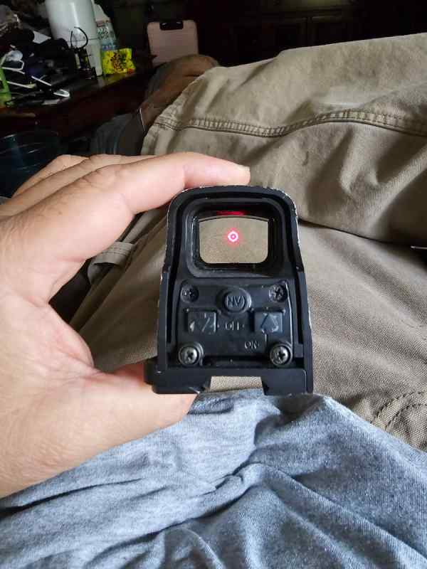 EOTech 553