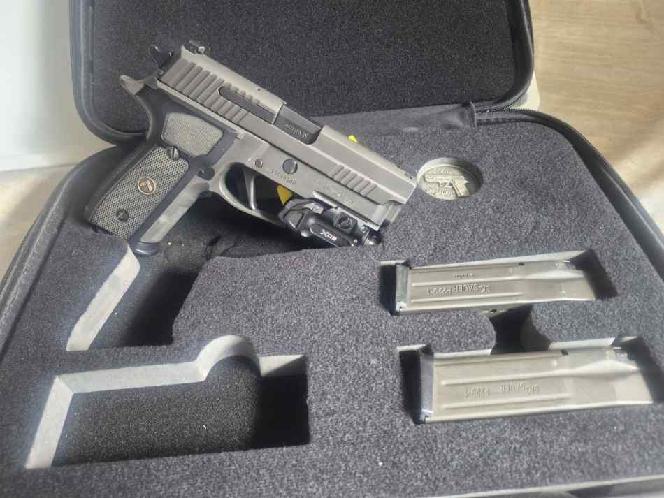 Sig Sauer P229 legion