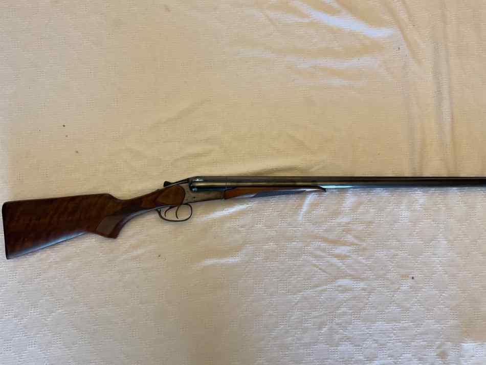Double barrel shotgun