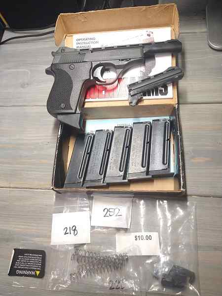 Phoenix Arms HP22A   22LR.