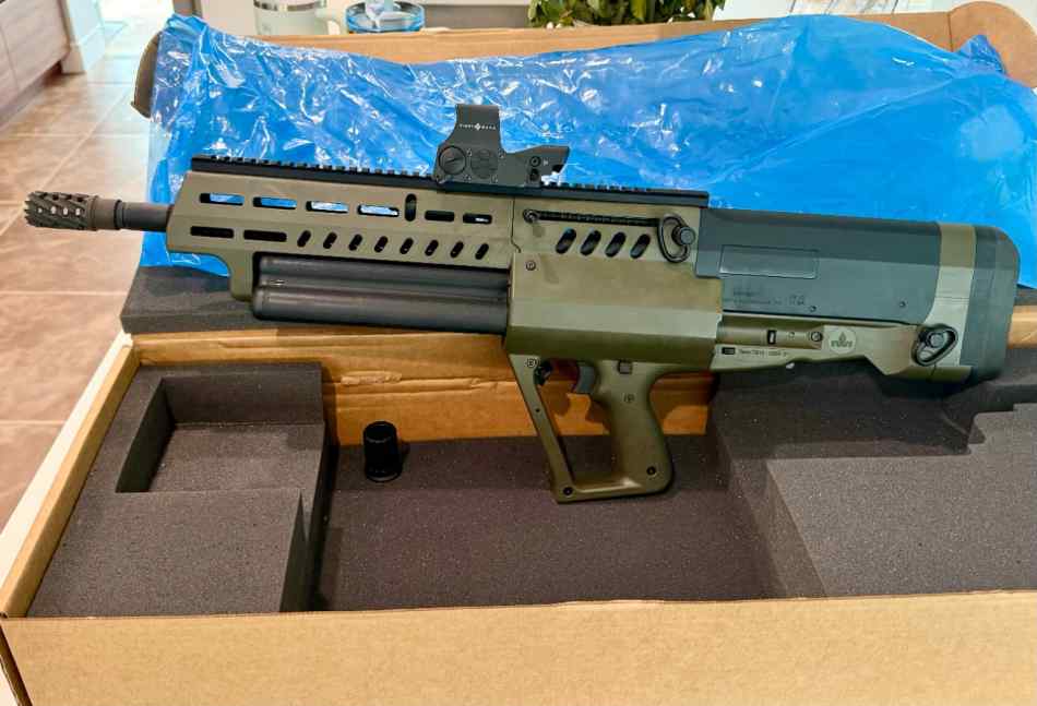 NEW in box-Tavor TS-12 Bullpup semi auto 17 shot