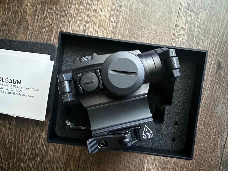 BNIB Holosun 515GM (Red)