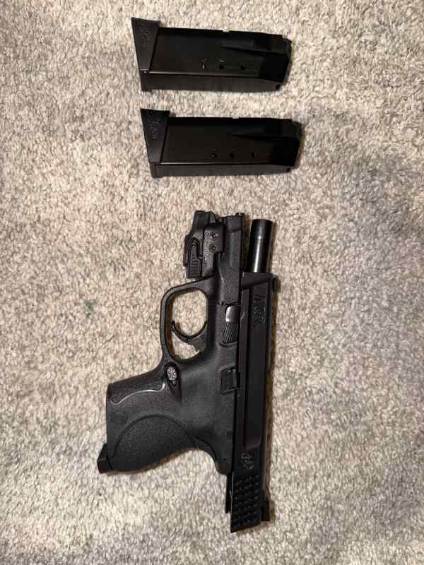 Smith &amp; Wesson M&amp;P 40C