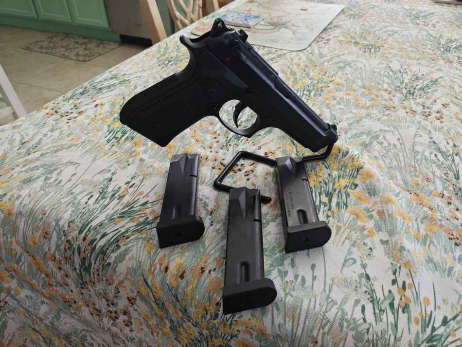 Beretta2.jpg